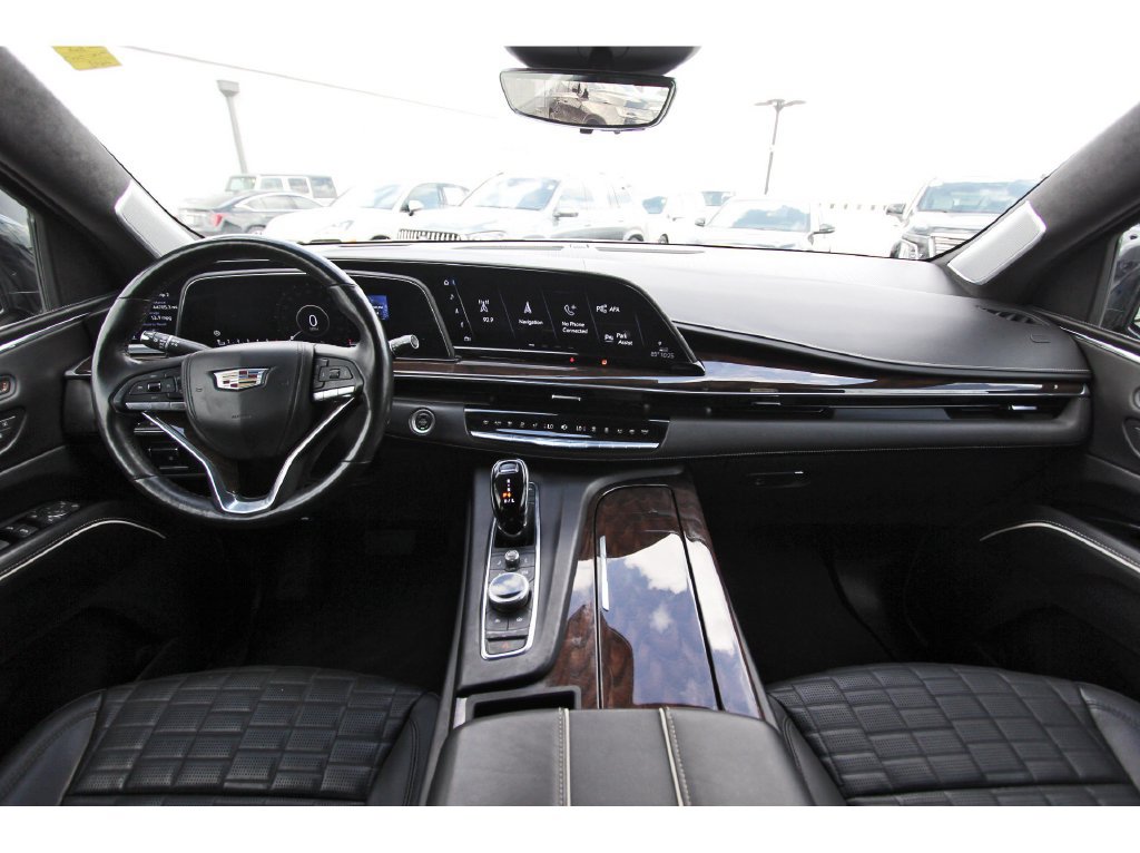 Certified 2023 Cadillac Escalade Sport Platinum w/ LPO, ONYX Package AWD/4WD image 9
