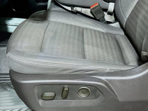 Used 2024 Chevrolet Silverado 1500 LT Trail Boss w/ LPO, Dark Essentials Package AWD/4WD image 16