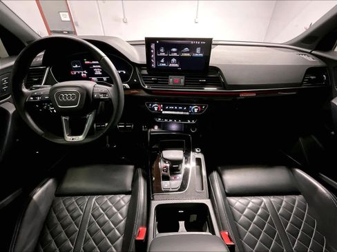 Certified 2023 Audi SQ5 Prestige w/ Prestige Package image 16