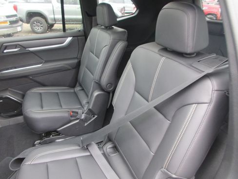 New 2026 GMC Acadia Elevation w/ Elevation Premium Package FWD image 13