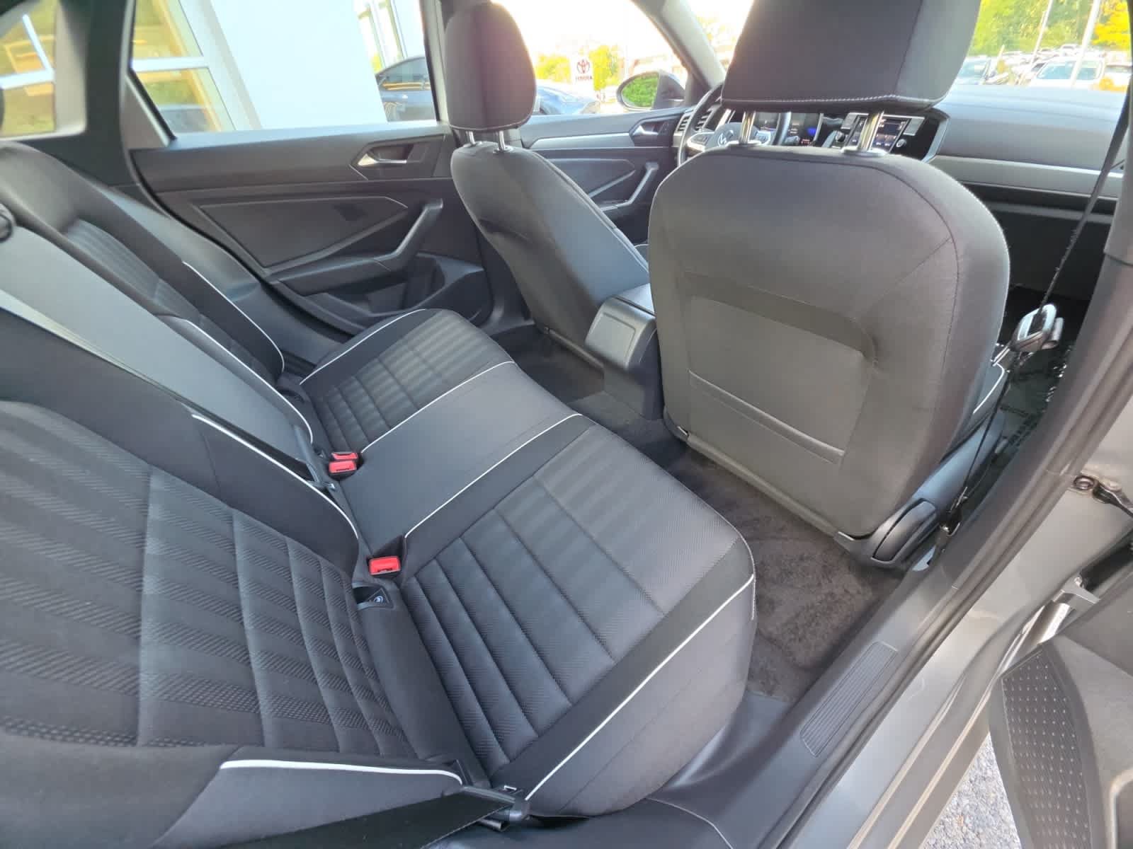 Used 2023 Volkswagen Jetta Sport FWD image 22