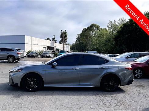 Certified 2025 Toyota Camry SE w/ Convenience Package image 7