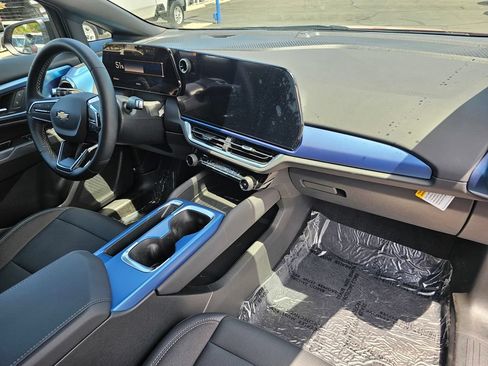 New 2026 Chevrolet Equinox EV LT FWD image 8
