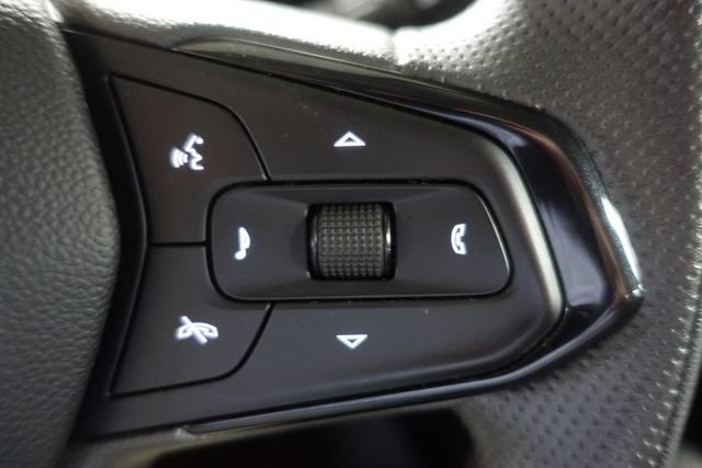 Used 2025 Chevrolet Trax LT FWD image 14
