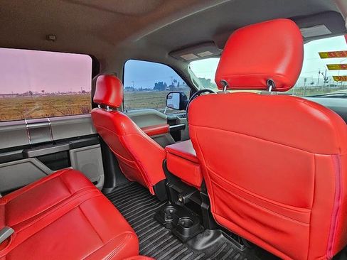 Used 2015 Ford F150 XLT w/ Equipment Group 302A Luxury image 19