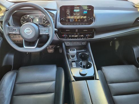 Used 2021 Nissan Rogue SL w/ Premium Package image 10