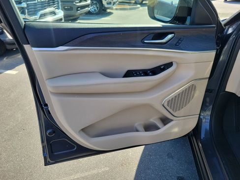 New 2026 Jeep Grand Cherokee L Limited AWD/4WD image 6