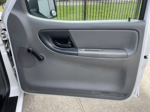 Used 2009 Ford Ranger XL image 16