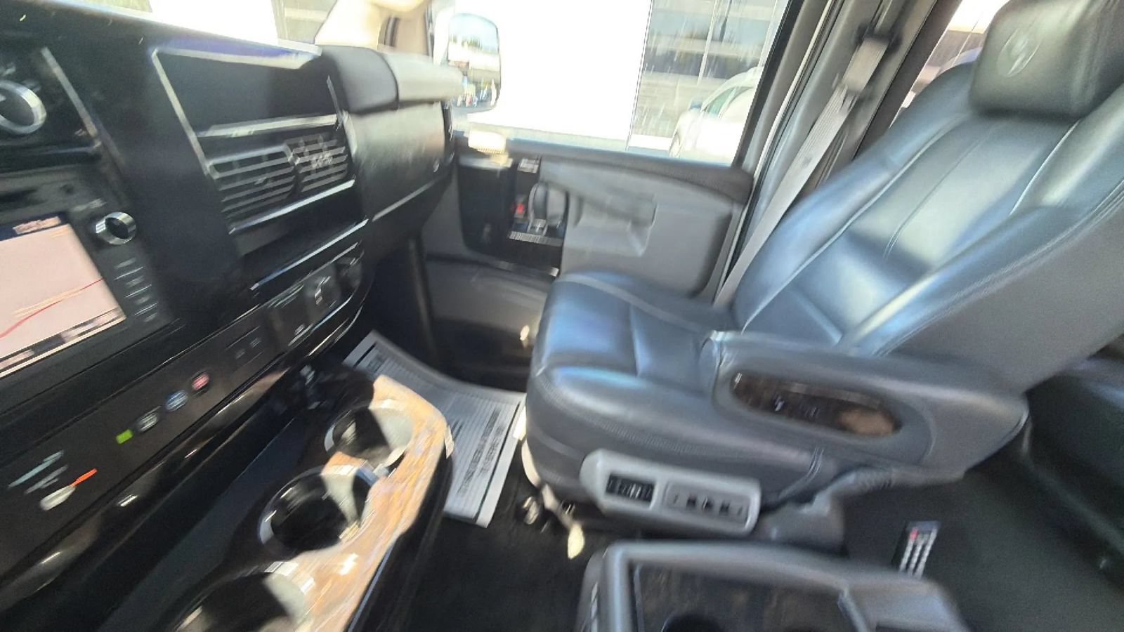 Used 2019 GMC Savana 2500 w/ Enhanced Convenience Package RWD image 39