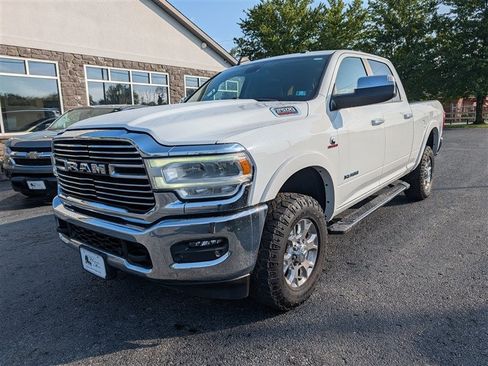 Used 2022 RAM 2500 Laramie AWD/4WD image 2