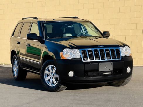 Used 2009 Jeep Grand Cherokee Limited AWD/4WD image 1