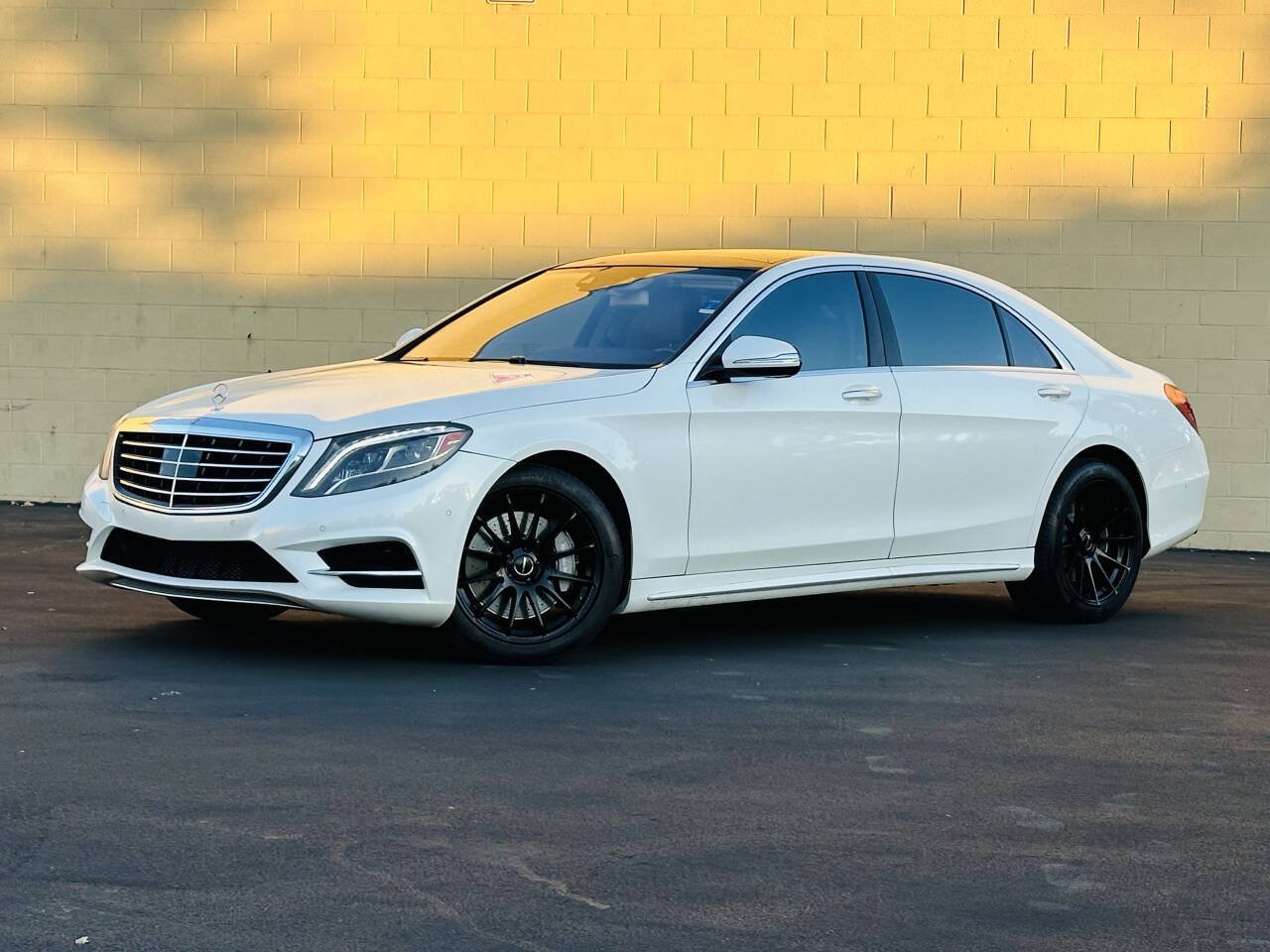 Used 2014 Mercedes-Benz S 550 Sedan image 4