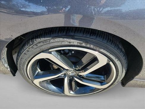 Used 2020 Honda Accord Sport image 11