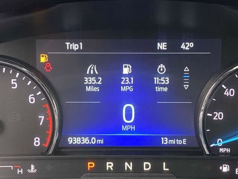 Certified 2022 Ford Explorer XLT w/ Equipment Group 202A image 27