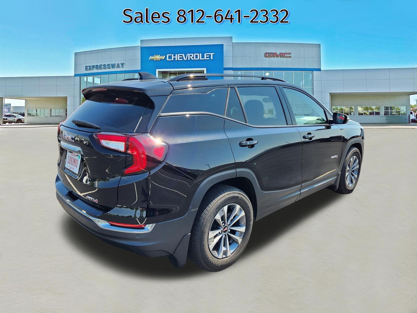 Used 2024 GMC Terrain AT4 w/ Infotainment Package II AWD/4WD image 7