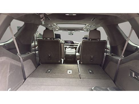 Certified 2022 Cadillac Escalade Sport Platinum w/ LPO, ONYX Package AWD/4WD image 27