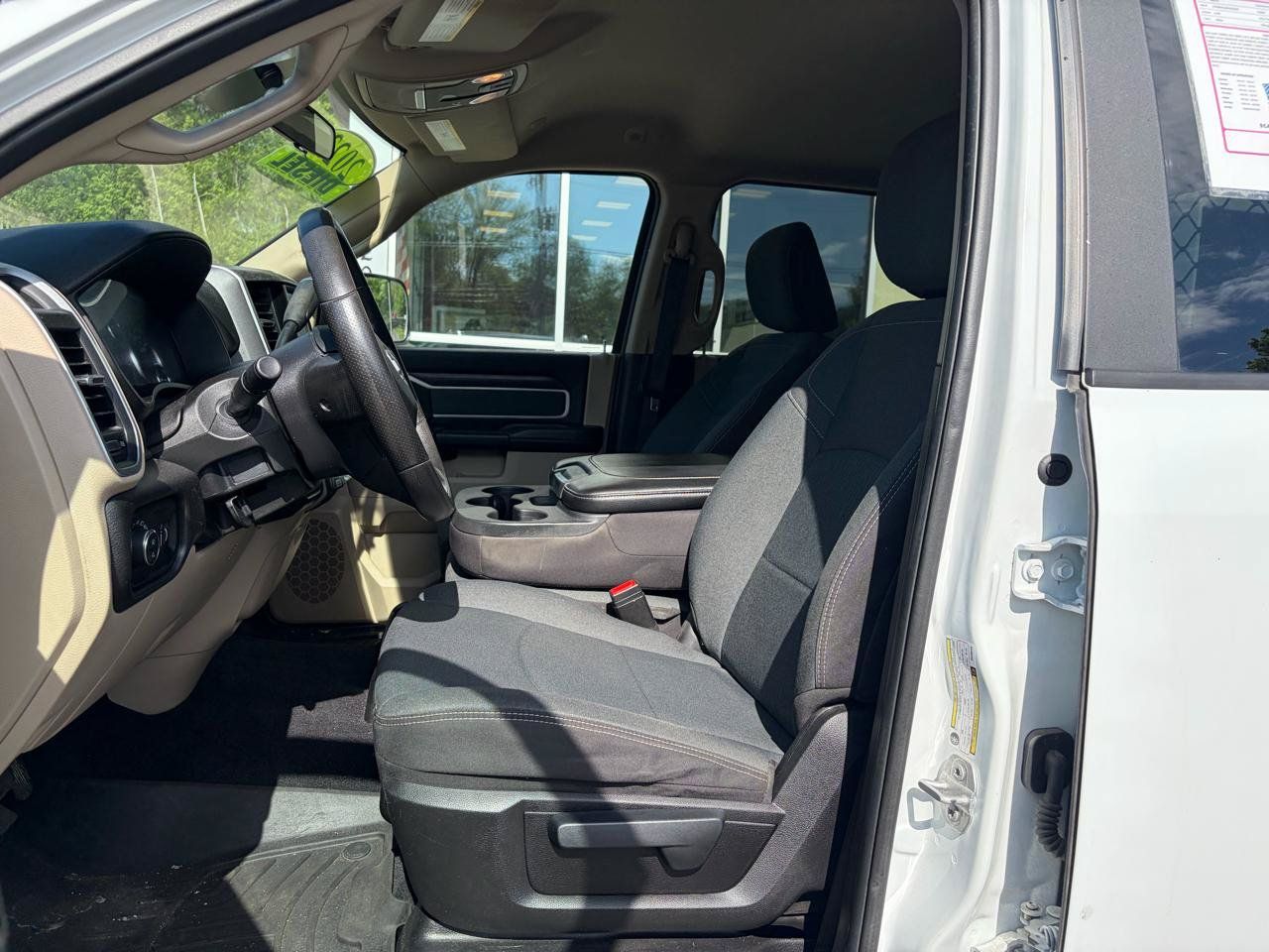 Used 2022 RAM 3500 Big Horn AWD/4WD image 24