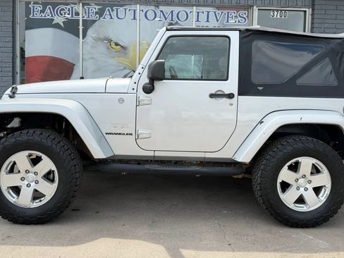 Used 2010 Jeep Wrangler Sahara w/ Trailer Tow Group AWD/4WD image 6