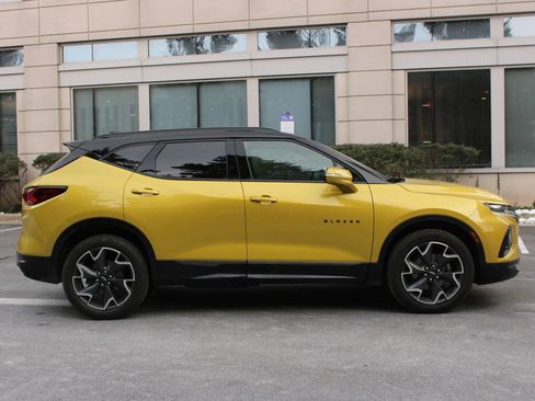 Used 2022 Chevrolet Blazer RS w/ Enhanced Convenience Package image 6