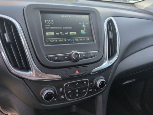 Used 2018 Chevrolet Equinox LT image 26