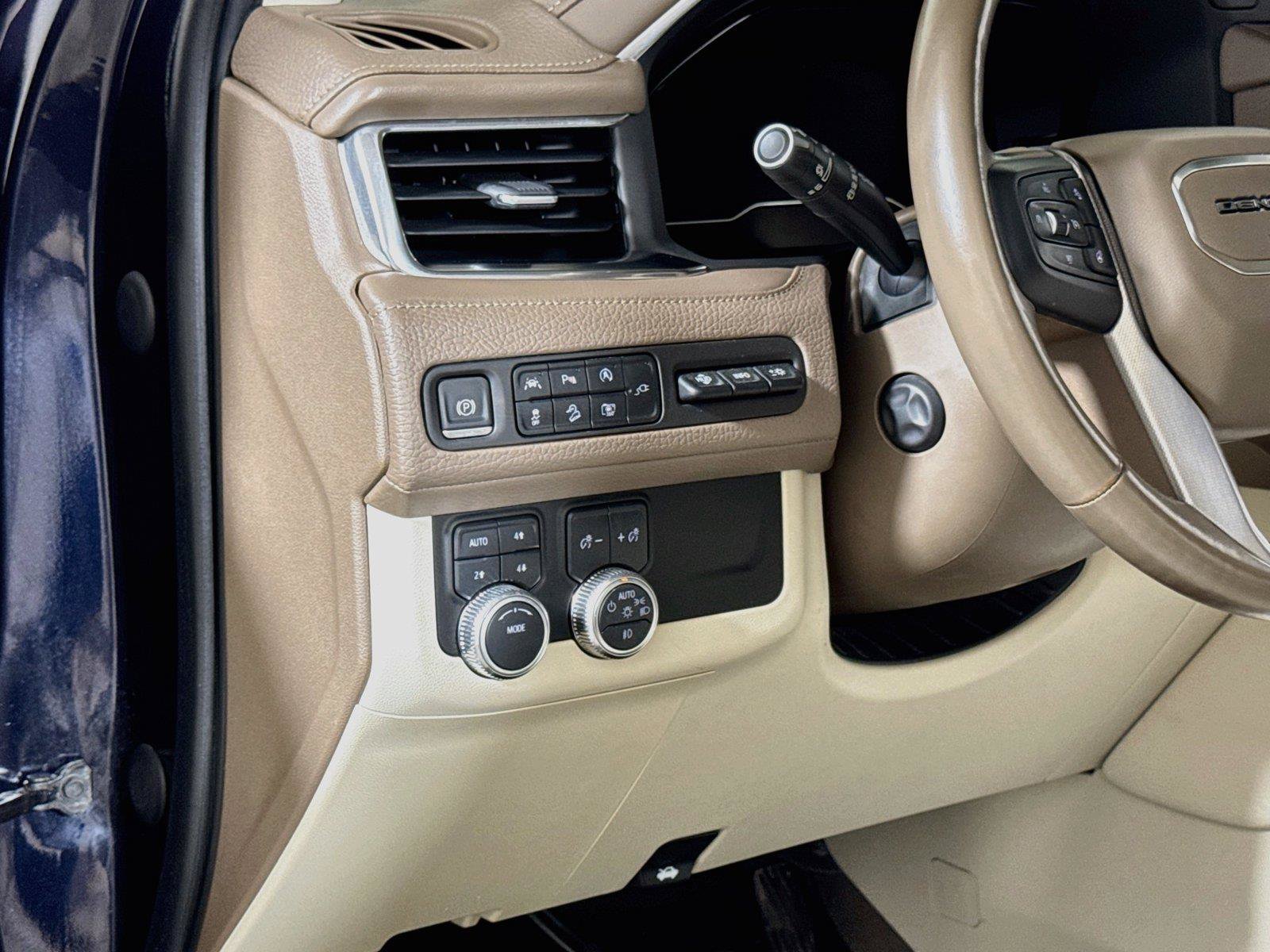 Certified 2022 GMC Yukon XL Denali AWD/4WD image 8