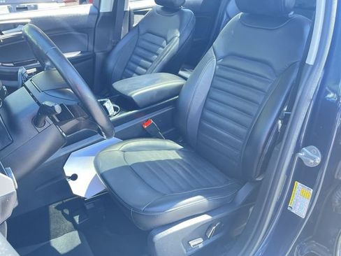 Used 2017 Ford Edge SEL w/ Equipment Group 201A AWD/4WD image 20