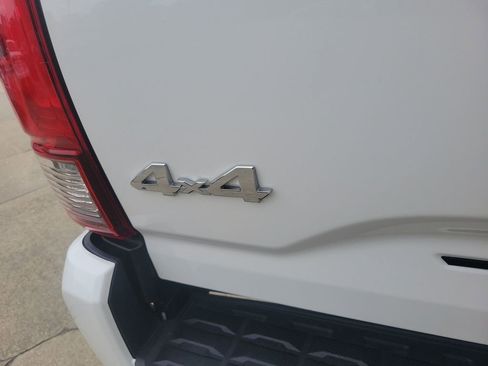Certified 2023 Toyota Tacoma SR image 5
