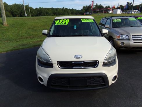Used 2012 Kia Soul image 2