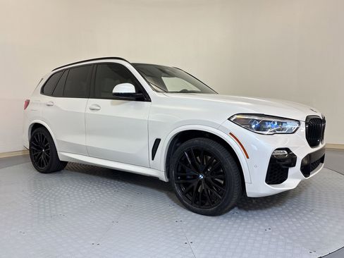 Used 2021 BMW X5 M50i w/ Executive Package AWD/4WD image 6