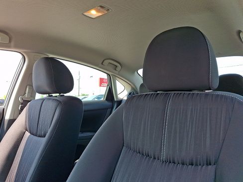 Used 2018 Nissan Sentra SV FWD image 15
