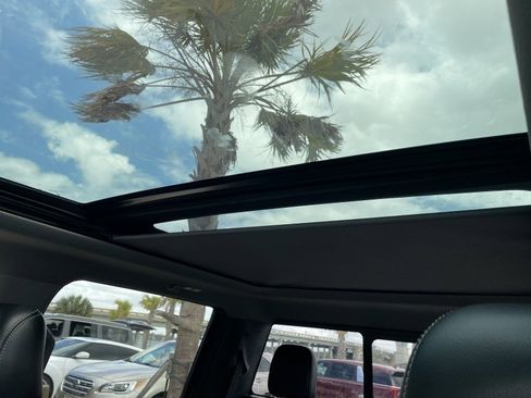 Used 2018 Ford F150 Lariat image 33