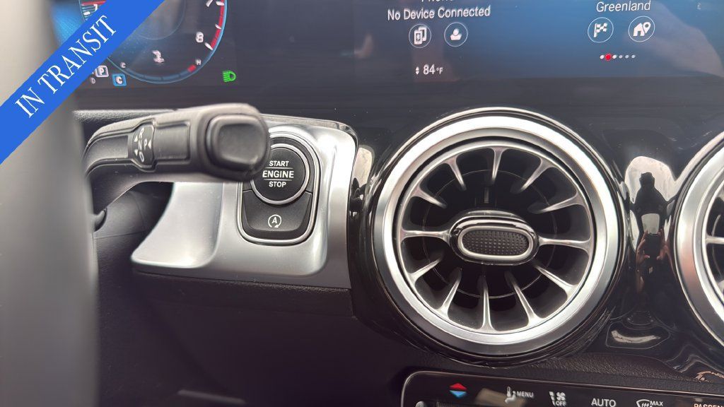 Certified 2022 Mercedes-Benz GLB 250 4MATIC image 13