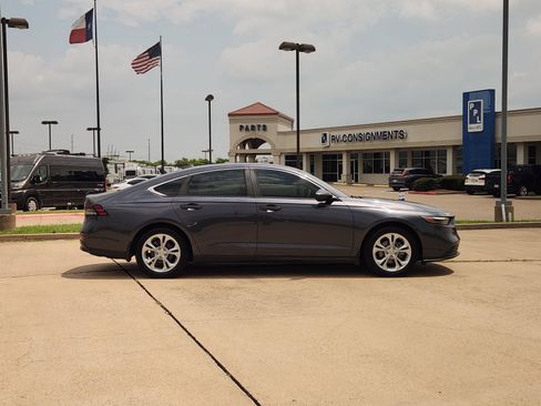 Used 2023 Honda Accord LX image 7