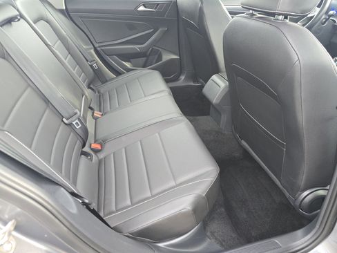 Used 2024 Volkswagen Jetta SE image 15