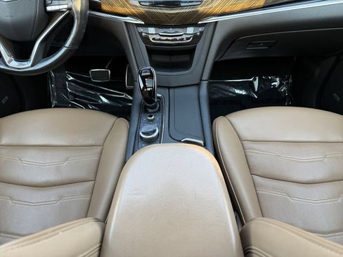 Used 2022 Cadillac XT6 Sport w/ Platinum Package AWD/4WD image 12
