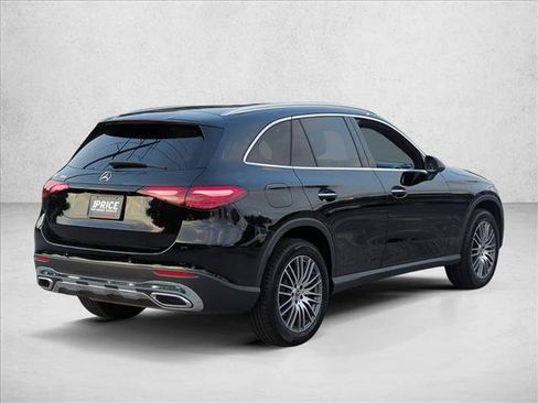 Used 2026 Mercedes-Benz GLC 300 image 5