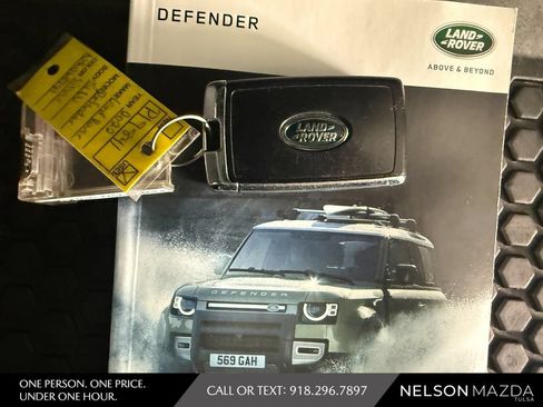 Used 2022 Land Rover Defender 110 XS Edition AWD/4WD image 51