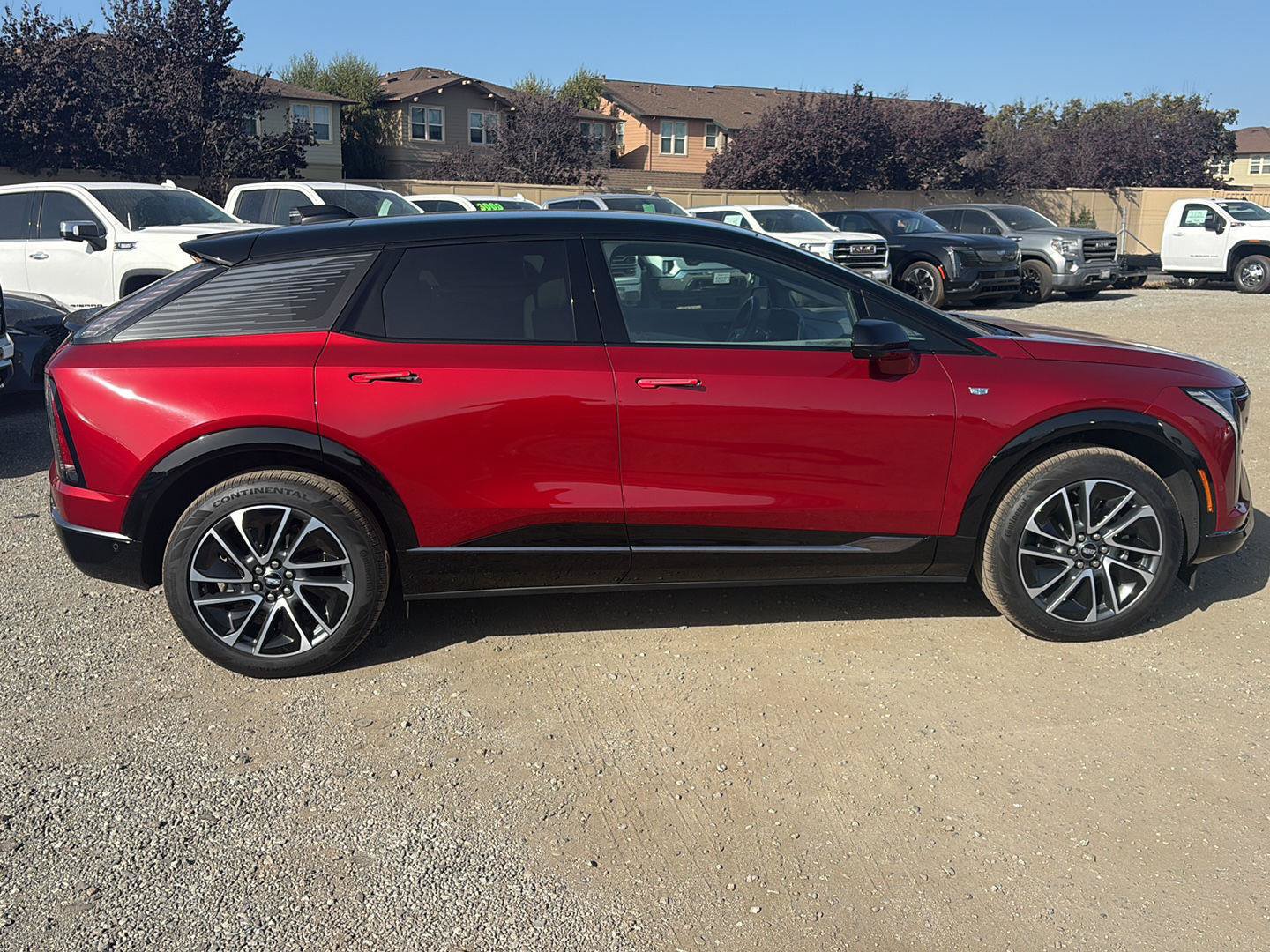 Used 2026 Cadillac Optiq Sport 1 RWD image 2