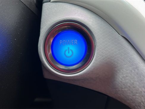 Used 2020 Chevrolet Bolt LT image 25