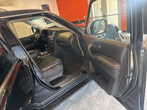 Used 2015 INFINITI QX80 Luxe w/ 22" Wheel Package image 18