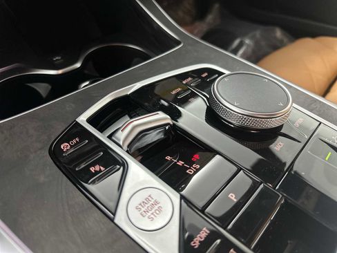 New 2026 BMW X7 xDrive40i w/ M Sport Package image 16