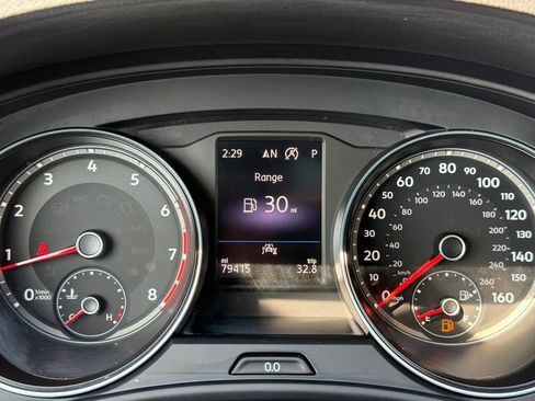 Used 2020 Volkswagen Atlas Cross Sport SE image 23