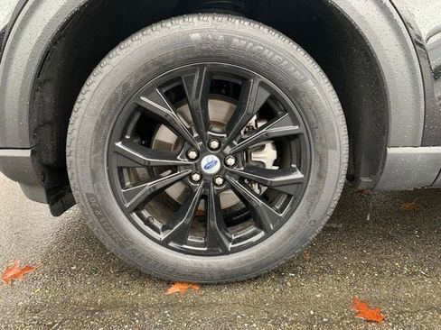 Certified 2023 Ford Explorer XLT w/ Equipment Group 202A image 12