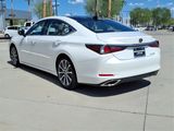 Used 2019 Lexus ES 350 image 3