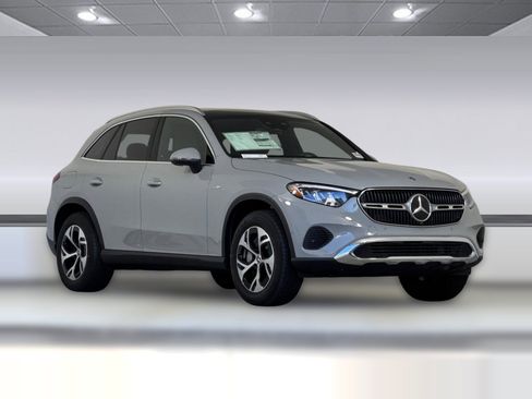 New 2025 Mercedes-Benz GLC 350e 4MATIC image 6