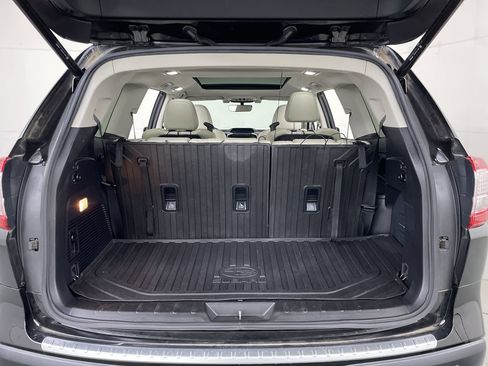 Used 2021 Subaru Ascent Limited w/ Technology Package image 24