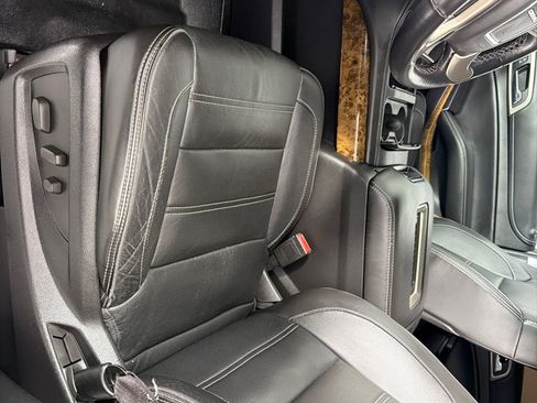 Used 2015 GMC Yukon Denali w/ Open Road Package AWD/4WD image 12