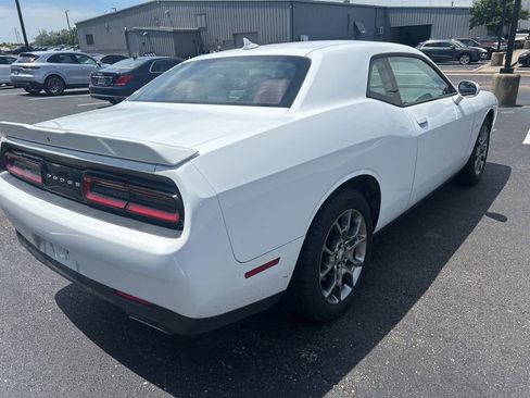 Used 2017 Dodge Challenger GT w/ Driver Convenience Group AWD/4WD image 7