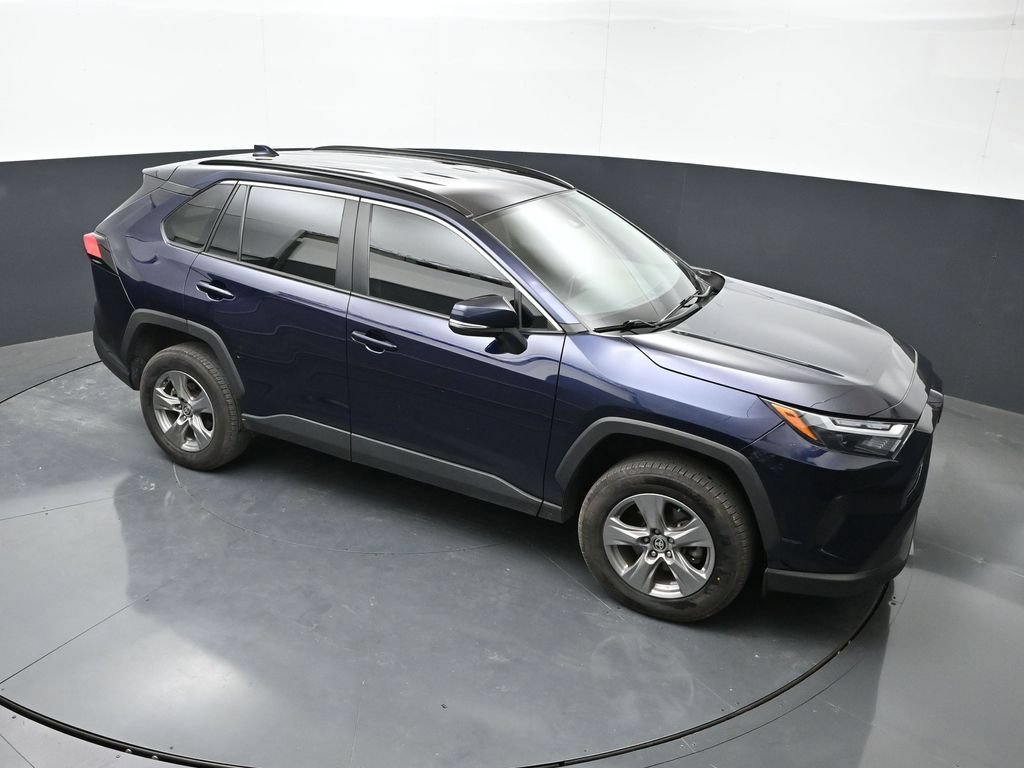 Used 2024 Toyota RAV4 XLE FWD image 35