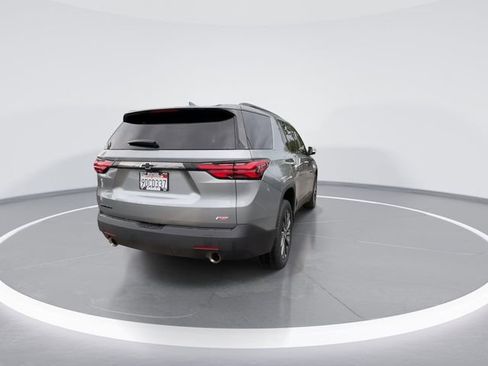 Used 2023 Chevrolet Traverse RS image 7